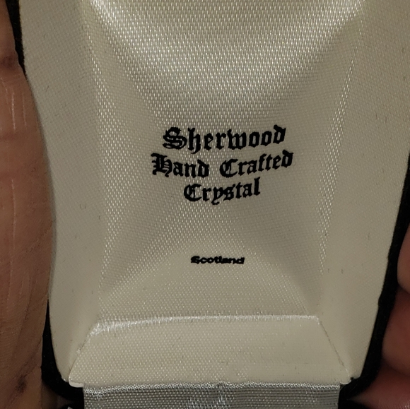 Sherwood Necklace - Picture 3 of 3